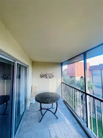 $1,750 | 6300 South Falls Cir Drive, Unit 412, Lauderhill, FL 33319