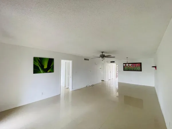 $1,750 | 6300 South Falls Cir Drive, Unit 412, Lauderhill, FL 33319