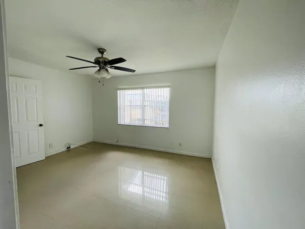 $1,750 | 6300 South Falls Cir Drive, Unit 412, Lauderhill, FL 33319
