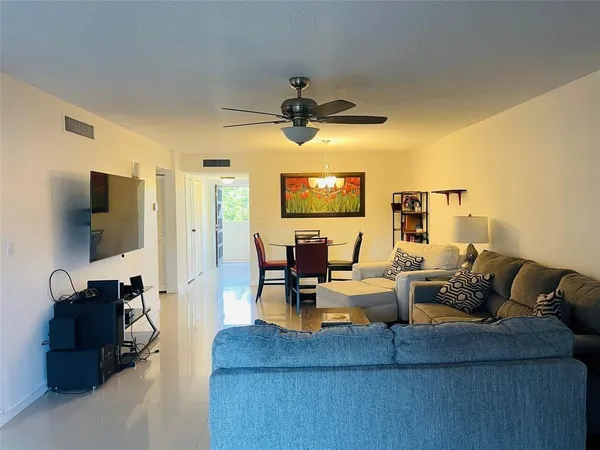 $1,750 | 6300 South Falls Cir Drive, Unit 412, Lauderhill, FL 33319