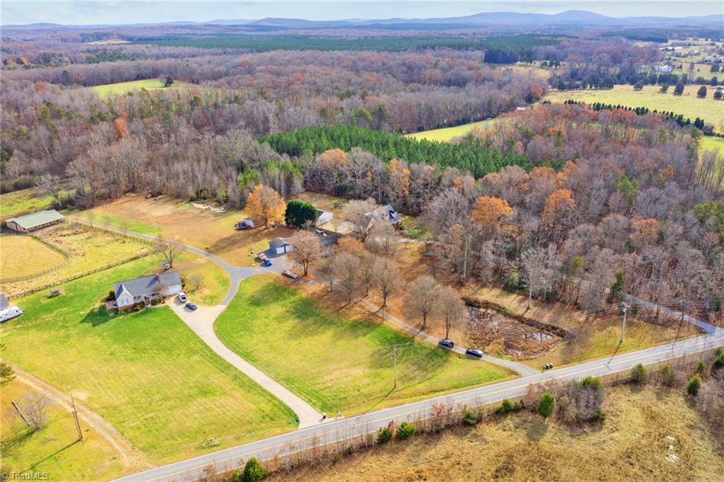 738 Young Road Lexington, NC 27292 - Photo 21 of 48 Gallery Image 21