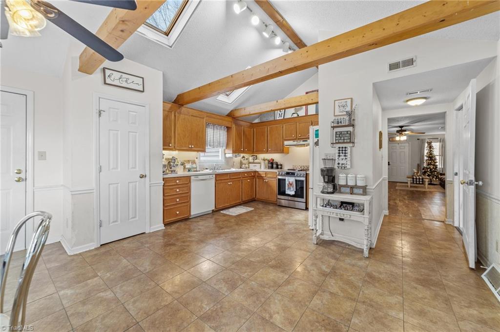 738 Young Road Lexington, NC 27292 - Photo 33 of 48 Gallery Image 33