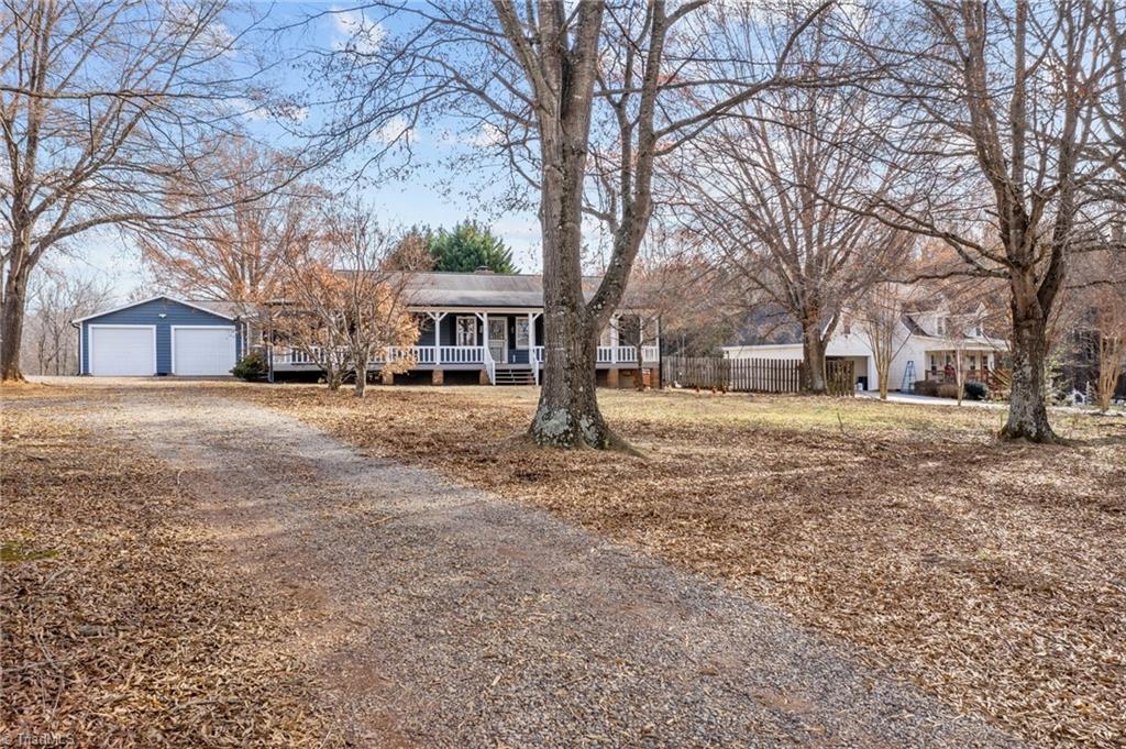 738 Young Road Lexington, NC 27292 - Photo 10 of 48 Gallery Image 10