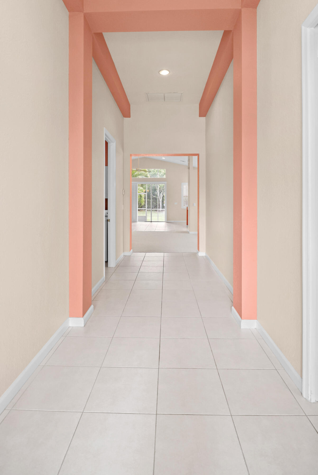 1196 Southeast Fleming Way Stuart, FL 34997 - Photo 5 of 47 15-IMG_4816