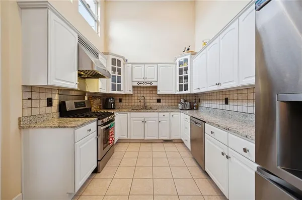 $389,900 | 424 Scarletview Court, Monroeville, PA 15146