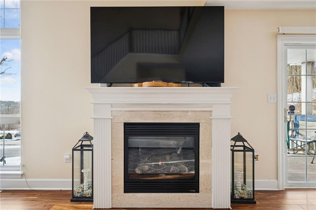 424 Scarletview Court Monroeville, PA 15146 - Photo 4 of 47