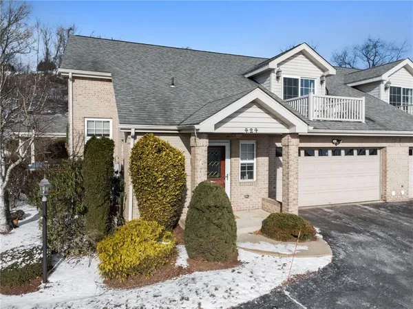 $389,900 | 424 Scarletview Court, Monroeville, PA 15146