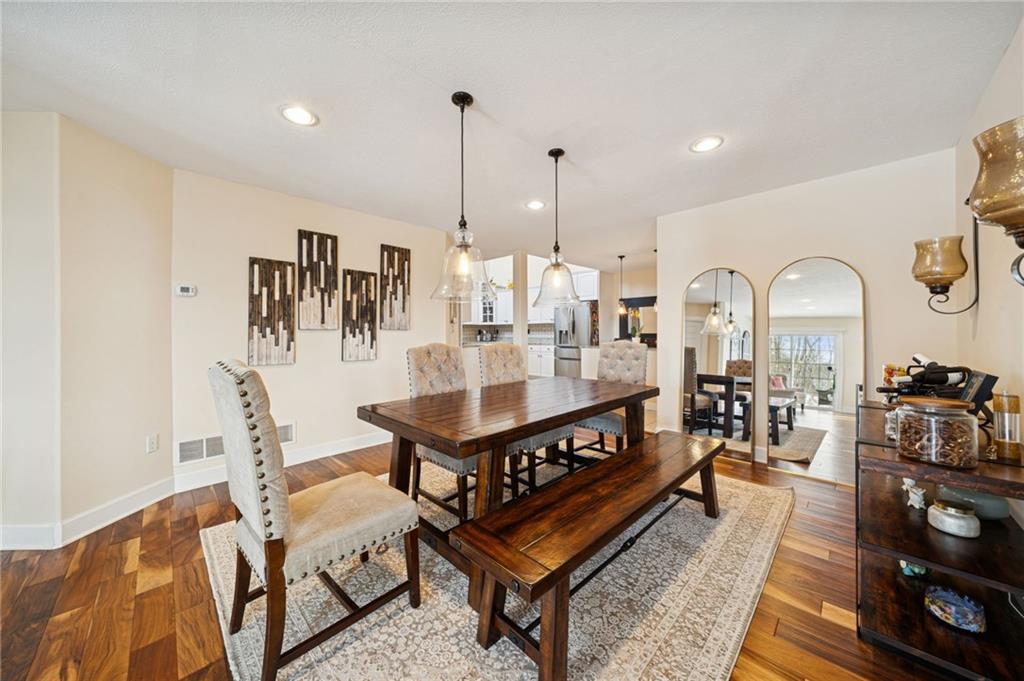 424 Scarletview Court Monroeville, PA 15146 - Photo 9 of 47