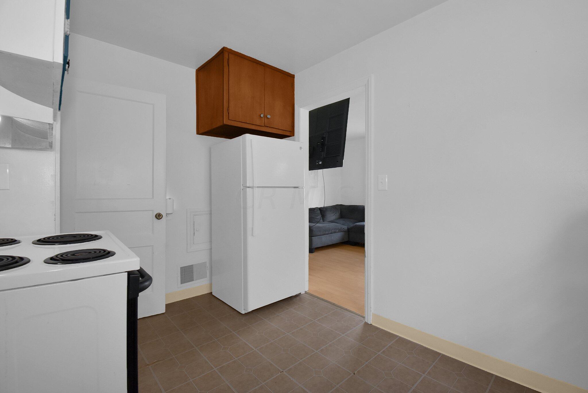 315-321 Colton Road Columbus, OH 43207 - Photo 8 of 39 10-web-or-mls-315-colton-rd