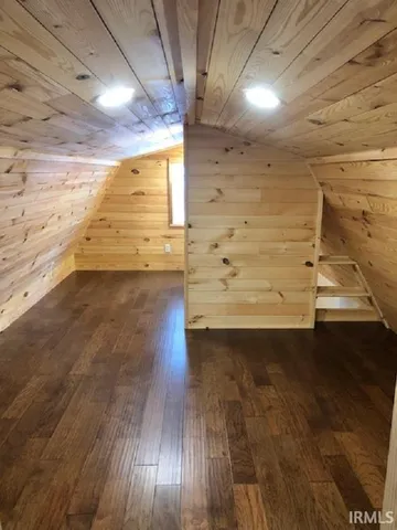 $125,000 | 235 North Corporation Line Road, Veedersburg, IN 47987