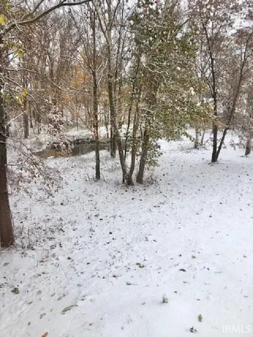 $125,000 | 235 North Corporation Line Road, Veedersburg, IN 47987