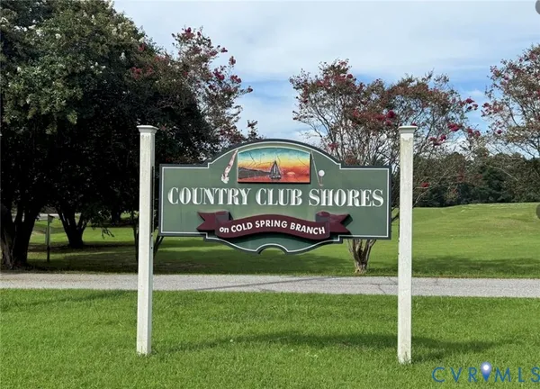 $334,900 | 369 Country Club Drive, Gasburg, VA 23857