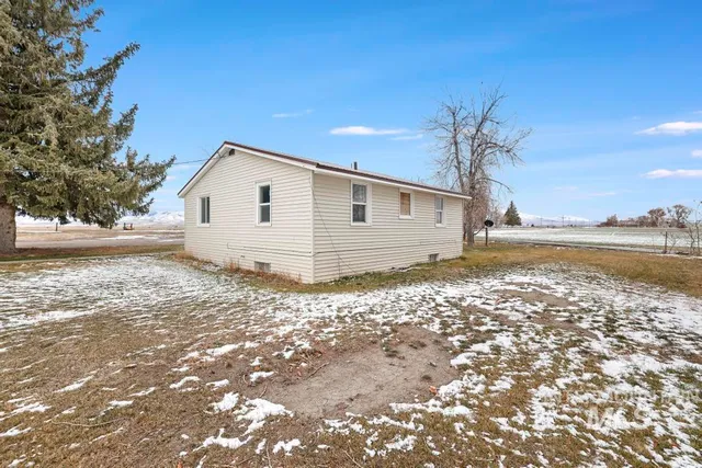 $255,000 | 1408 South 600 West, Oakley, ID 83346