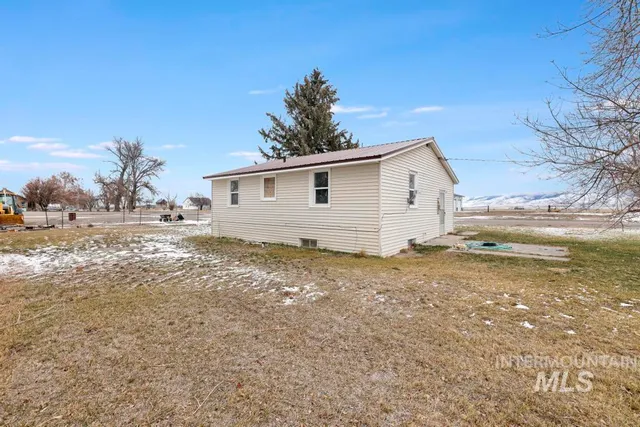 $255,000 | 1408 South 600 West, Oakley, ID 83346