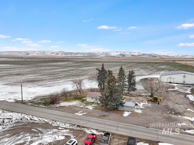 $255,000 | 1408 South 600 West, Oakley, ID 83346