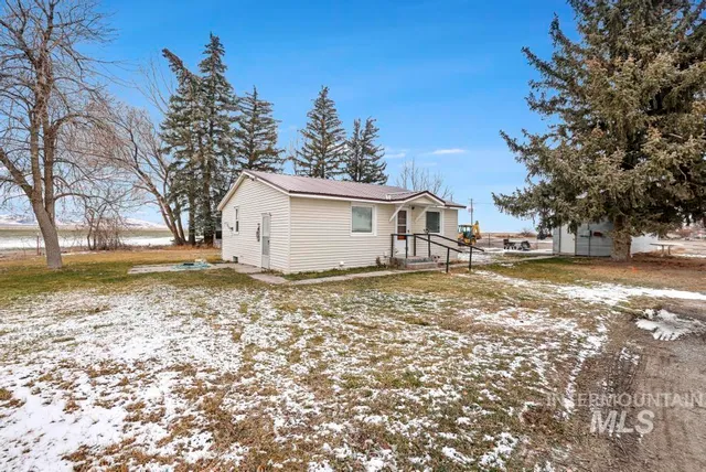 $255,000 | 1408 South 600 West, Oakley, ID 83346