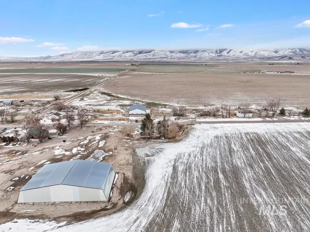 $255,000 | 1408 South 600 West, Oakley, ID 83346