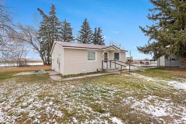 $255,000 | 1408 South 600 West, Oakley, ID 83346