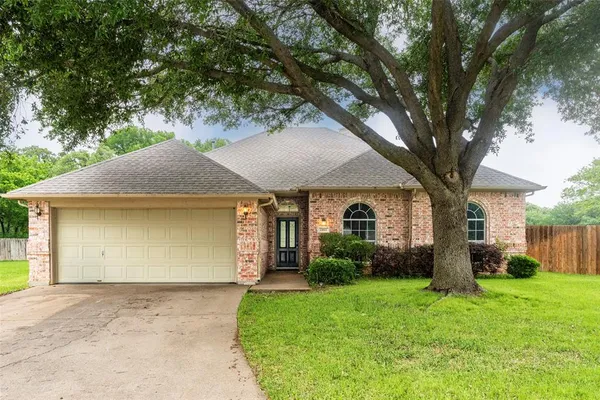 $425,000 | 2403 Casey Court, Arlington, TX 76013