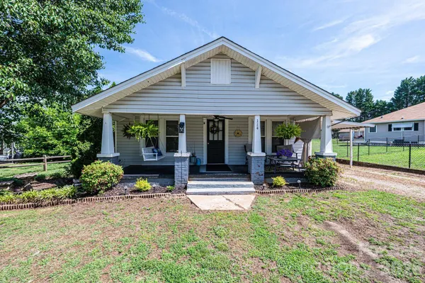 $199,900 | 114 Mountain View Street, Morganton, NC 28655