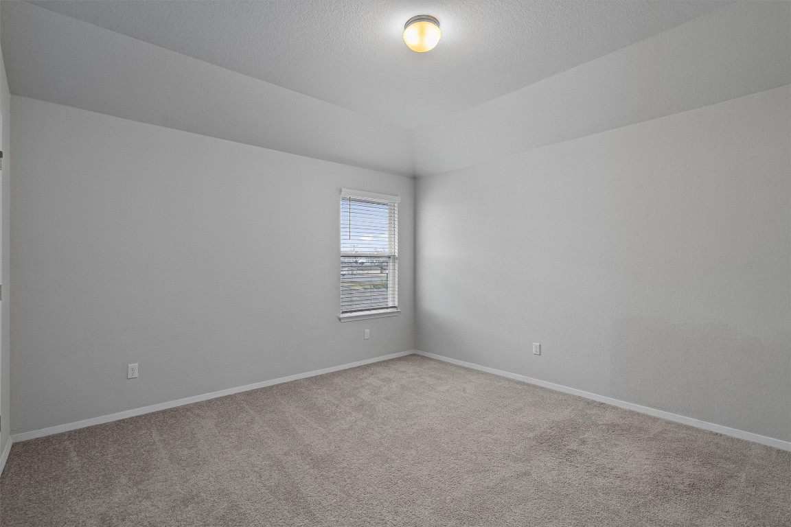 300 Delta Crest Maxwell, TX 78656 - Photo 23 of 36