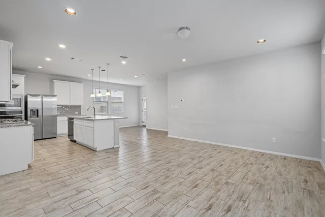 $2,100 | 300 Delta Crest, Maxwell, TX 78656