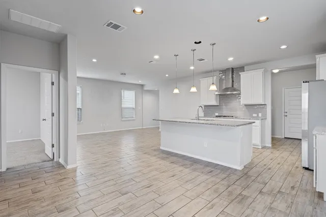 $2,100 | 300 Delta Crest, Maxwell, TX 78656