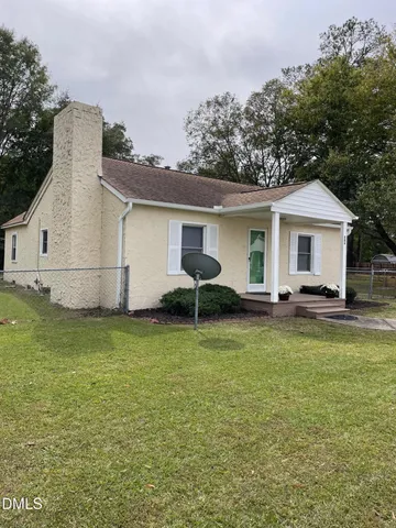 $223,900 | 804 East Lizzie Street, Selma, NC 27576