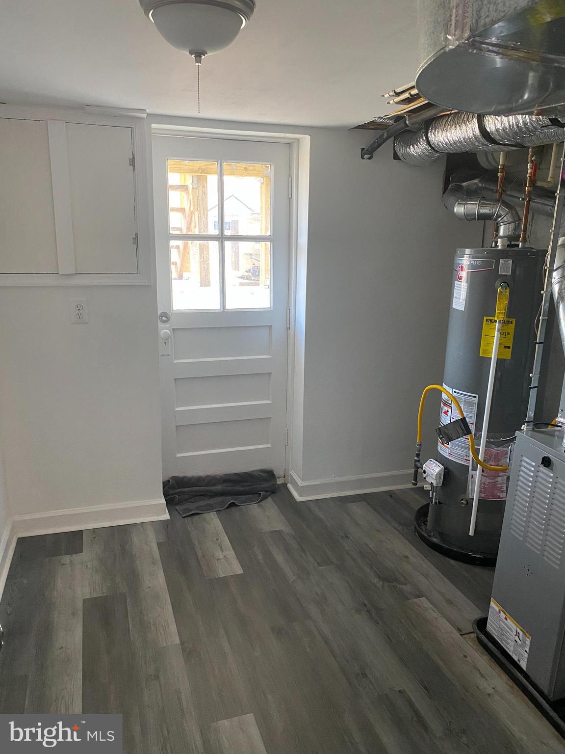 3643 Greenvale Road Baltimore, MD 21229 - Photo 15 of 18