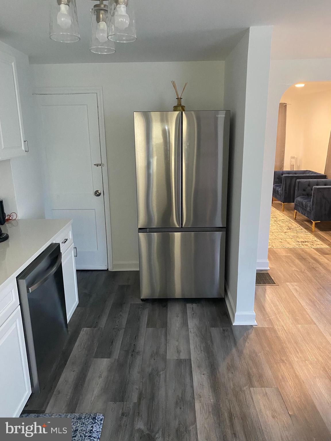 3643 Greenvale Road Baltimore, MD 21229 - Photo 16 of 18