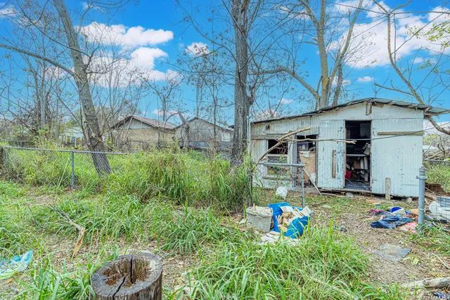 a view of a city from a yard