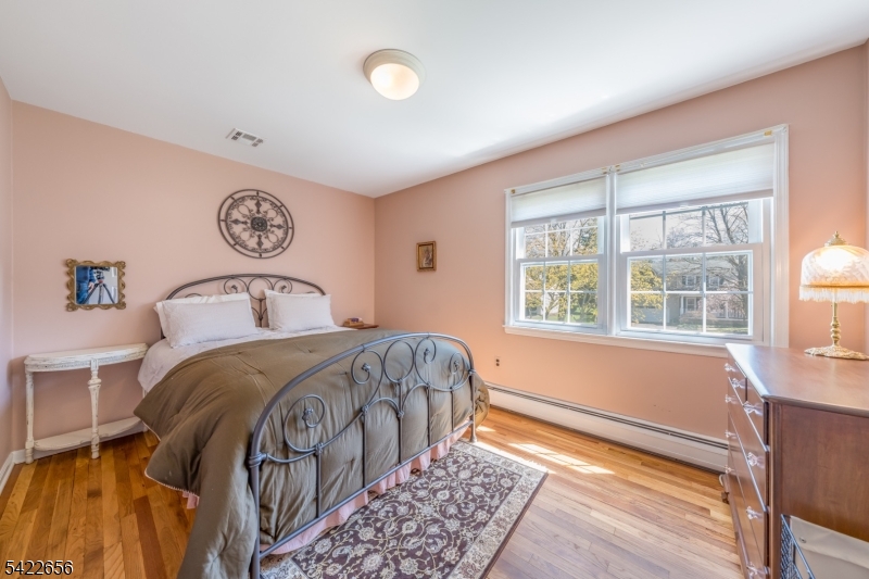 47 Village Road Florham Park, NJ 07932 - Photo 24 of 42