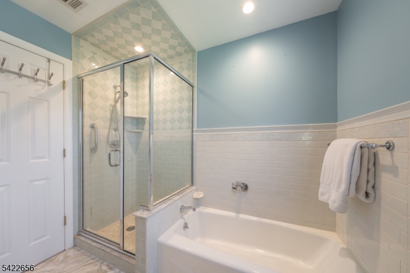 47 Village Road Florham Park, NJ 07932 - Photo 25 of 42