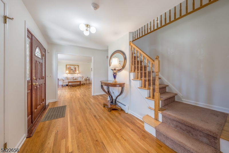 47 Village Road Florham Park, NJ 07932 - Photo 5 of 42