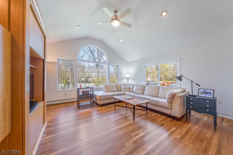 47 Village Road Florham Park, NJ 07932 - Photo 7 of 42