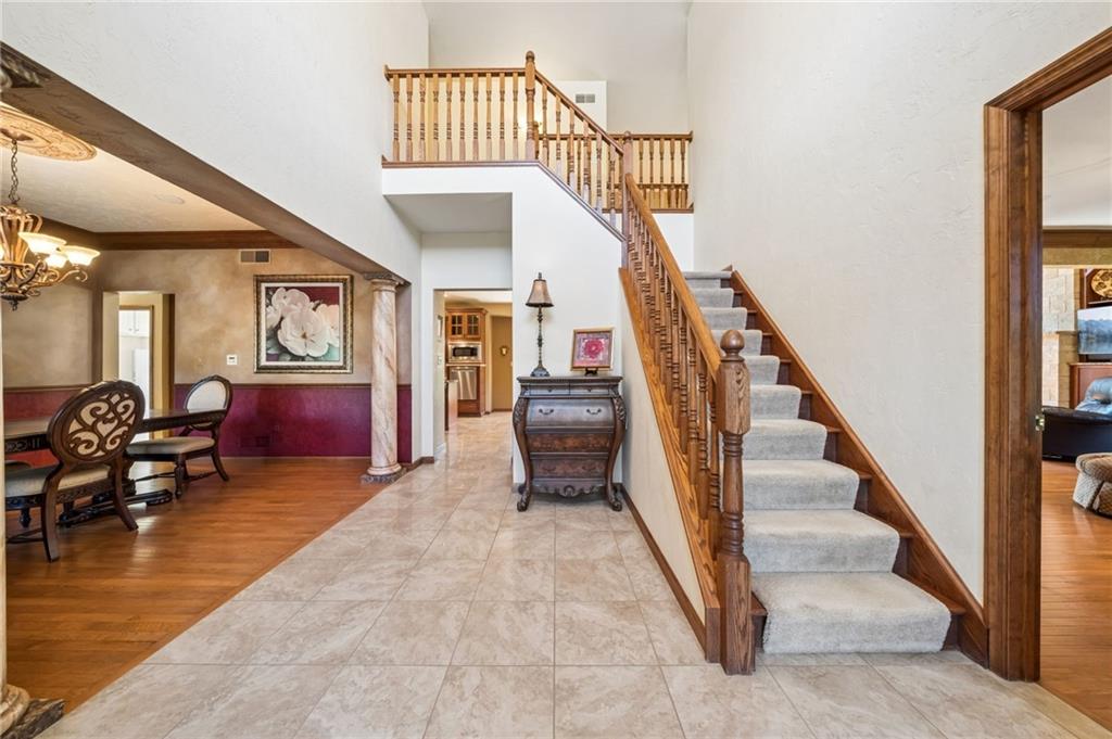 12288 Carmichael Circle Irwin, PA 15642 - Photo 4 of 49