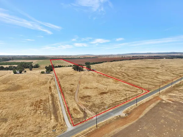 $899,900 | 2756 Spenceville Road, Wheatland, CA 95692