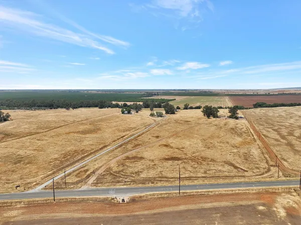 $899,900 | 2756 Spenceville Road, Wheatland, CA 95692