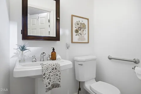 $735,000 | 720 Creekstone Drive, Chapel Hill, NC 27516