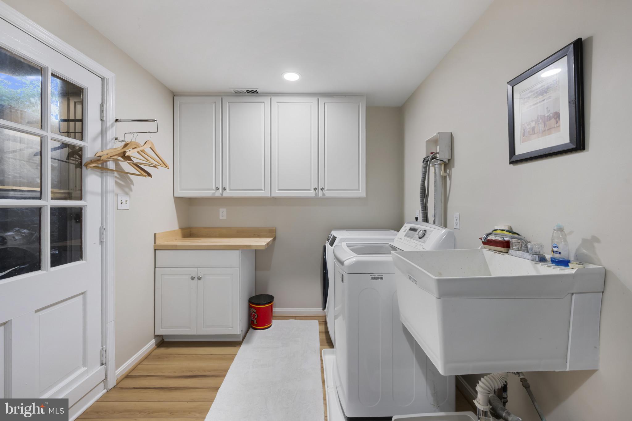 901 Navy Road Baltimore, MD 21204 - Photo 33 of 40 a room with a sink and cabinets