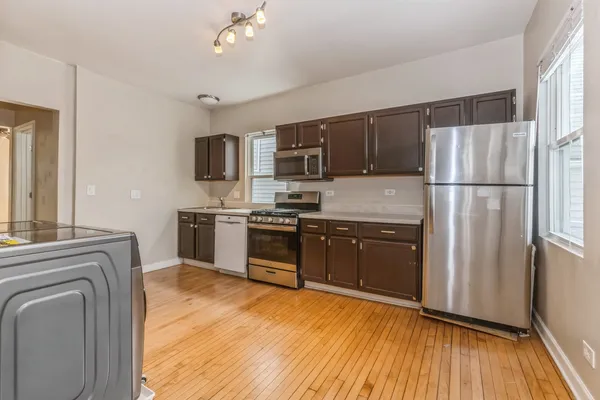 $1,925 | 3114 North Monticello Avenue, Unit 1, Chicago, IL 60618
