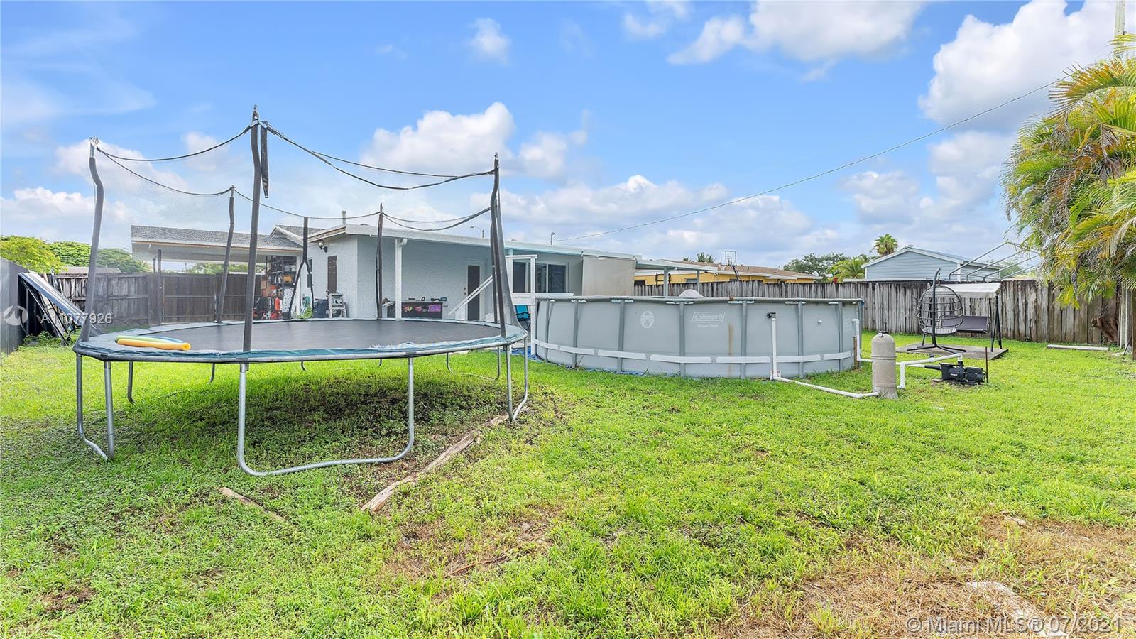9810 Marlin Road Cutler Bay, FL 33157 - Photo 12 of 46