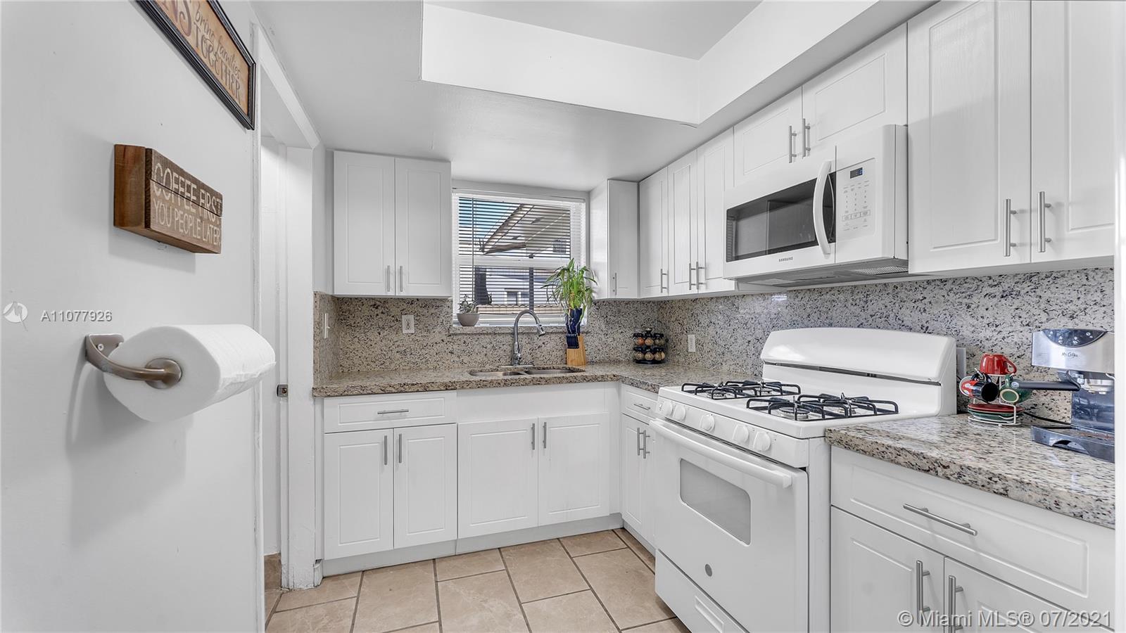 9810 Marlin Road Cutler Bay, FL 33157 - Photo 3 of 46