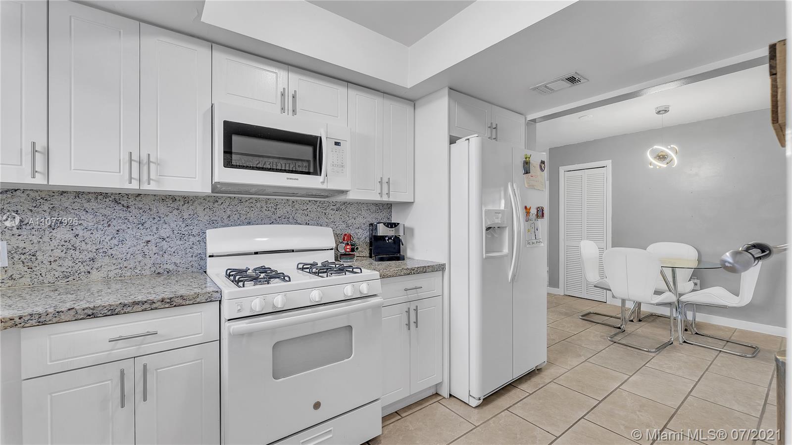 9810 Marlin Road Cutler Bay, FL 33157 - Photo 23 of 46