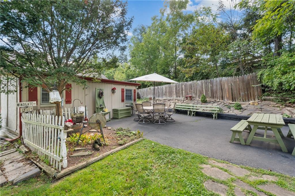 2570 Lytle Road Bethel Park, PA 15102 - Photo 27 of 42 Gallery Image 27