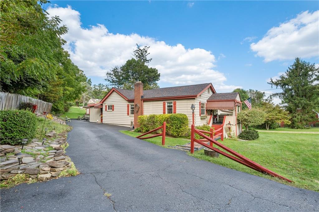 2570 Lytle Road Bethel Park, PA 15102 - Photo 32 of 42 Gallery Image 32