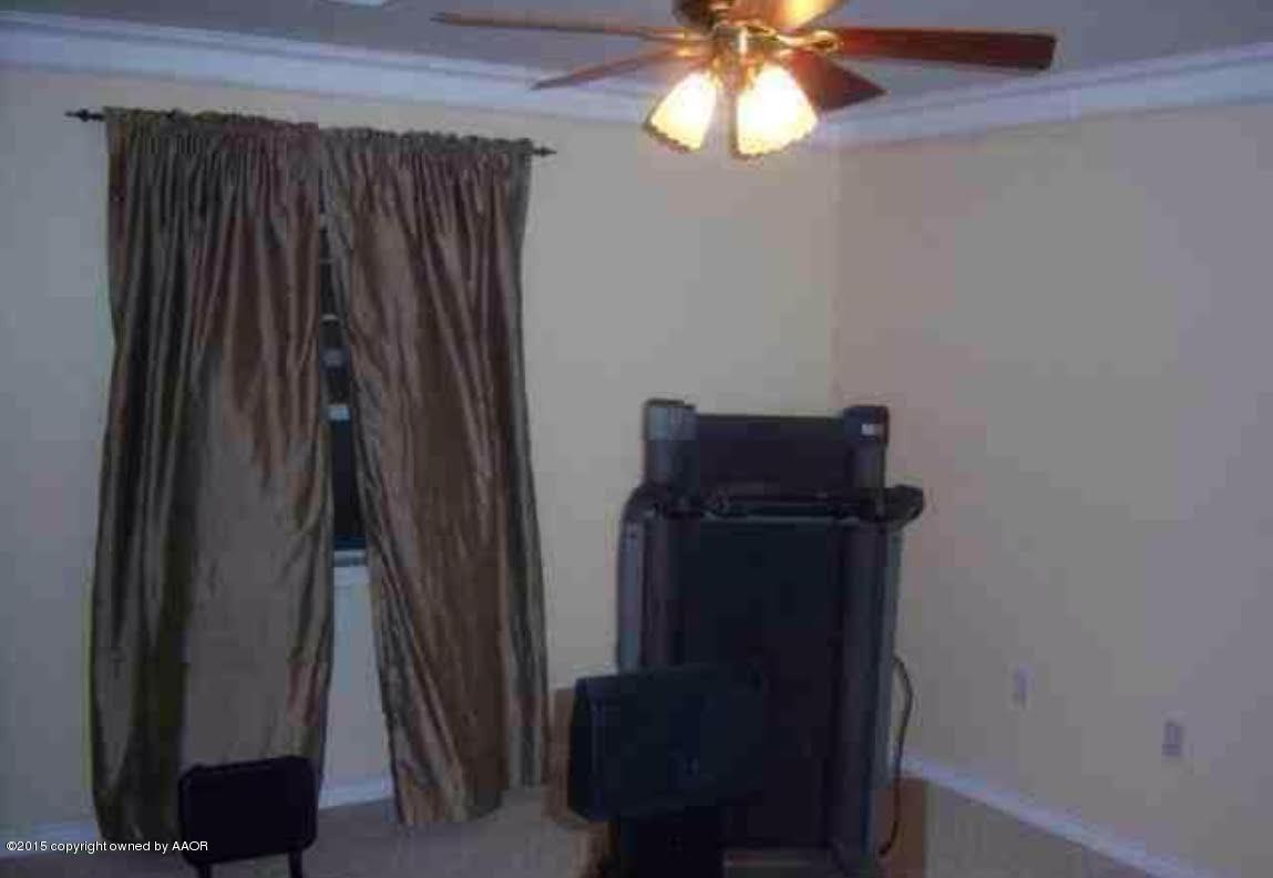 10801 Rm 1061 Amarillo, TX 79124 - Photo 10 of 30 BEDROOM 3