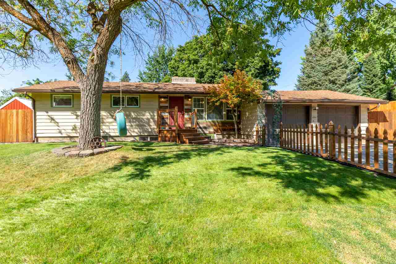 1004 South Edgerton Road Spokane Valley, WA 99212 - Photo 1 of 23