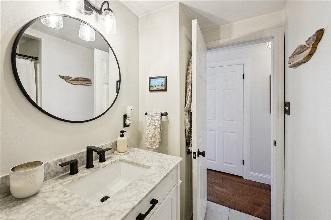 27 Linwood Road Cumberland, RI 02864 - Photo 13 of 33