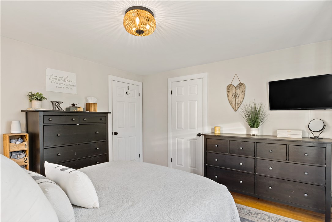 27 Linwood Road Cumberland, RI 02864 - Photo 15 of 33